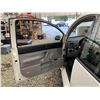 Image 44 : 27 -- 2002 VW BEETLE, WHITE, 321693 KMS, FRONT WHEEL DRIVE
