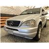 Image 2 : 106 -- 1999 MERCEDES ML 430, SILVER, 220186 KMS, ALL WHEEL DRIVE "NO RESERVE!"