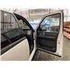 Image 37 : 115 -- 2014 FORD EXPEDITION LIMITED, WHITE, 269367 KMS, 4X4