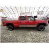 Image 11 : 156 -- 2003 CHEVROLET SILVERADO 2500, RED, 299701 KMS TMU, FOUR WHEEL DRIVE