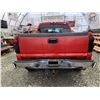 Image 18 : 156 -- 2003 CHEVROLET SILVERADO 2500, RED, 299701 KMS TMU, FOUR WHEEL DRIVE