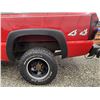 Image 29 : 156 -- 2003 CHEVROLET SILVERADO 2500, RED, 299701 KMS TMU, FOUR WHEEL DRIVE