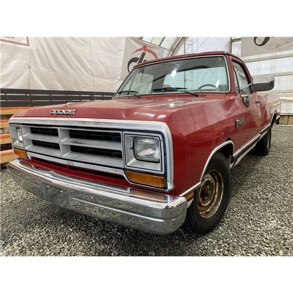 160 -- 1990 DODGE D150, RED, 210338 KMS, REAR WHEEL DRIVE