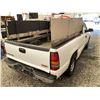 Image 16 : 162 -- 2004 GMC SIERRA 1500, WHITE, 252516 KMS, REAR WHEEL DRIVE