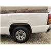 Image 29 : 162 -- 2004 GMC SIERRA 1500, WHITE, 252516 KMS, REAR WHEEL DRIVE
