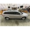 Image 13 : 205 -- 2010 DODGE JOURNEY, SILVER, 172818 KMS, FRONT WHEEL DRIVE