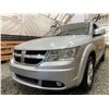Image 2 : 205 -- 2010 DODGE JOURNEY, SILVER, 172818 KMS, FRONT WHEEL DRIVE