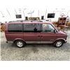 Image 12 : 202 -- 1997 GMC SAFARI XT, RED, 257264 KMS, REAR WHEEL DRIVE