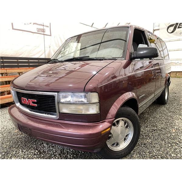 202 -- 1997 GMC SAFARI XT, RED, 257264 KMS, REAR WHEEL DRIVE