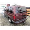 Image 21 : 202 -- 1997 GMC SAFARI XT, RED, 257264 KMS, REAR WHEEL DRIVE