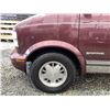 Image 31 : 202 -- 1997 GMC SAFARI XT, RED, 257264 KMS, REAR WHEEL DRIVE