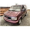 Image 3 : 202 -- 1997 GMC SAFARI XT, RED, 257264 KMS, REAR WHEEL DRIVE