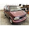 Image 9 : 202 -- 1997 GMC SAFARI XT, RED, 257264 KMS, REAR WHEEL DRIVE