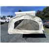 Image 15 : 250 -- 1993 WESTBROOK TENT TRAILER, WHITE "NO RESERVE!"