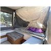 Image 18 : 250 -- 1993 WESTBROOK TENT TRAILER, WHITE "NO RESERVE!"
