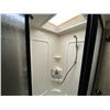 Image 41 : 251 -- 2010 KOMFORT RESORT, BIEGE,   NO DESIGNATIONS, 0 ACCIDENTS, 0 GLASS CLAIMS, TOTALING $0