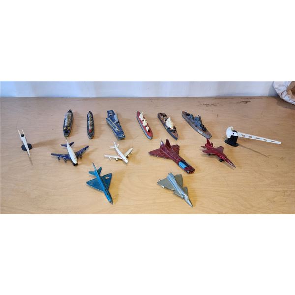 421 -- MATCHBOX 1973 LESNEY MIRAGE F1, MATCHBOX SEA KINGS BATTLESHIPS AND MORE ROLLING BOATS AND JET