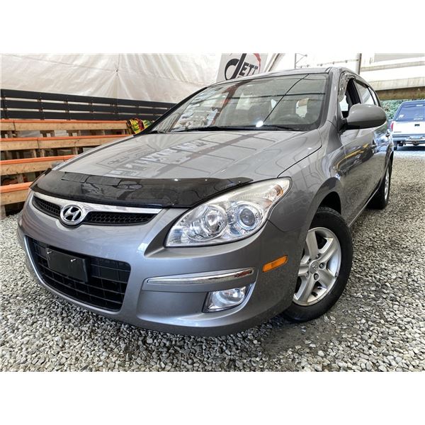 32 -- 2011 HYUNDAI ELANTRA, GREY, 240292 KMS, FRONT WHEEL DRIVE