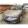 Image 3 : 31 -- 2004 MAZDA 3, GRAY, 233162 KMS, FRONT WHEEL DRIVE 'NO RESERVE!"