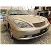 Image 8 : 6 -- 2002 LEXUS ES 300, GOLD, 338828 KMS, FRONT WHEEL DRIVE