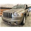 Image 2 : 105 -- 2007 JEEP COMPASS, GOLD, 216881 KMS, FOUR WHEEL DRIVE