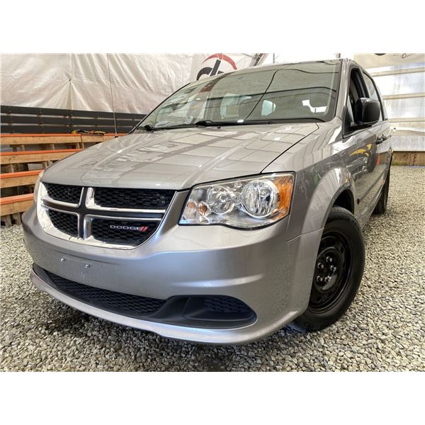 207 -- 2014 DODGE GRAND CARAVAN, GREY, 198635 KMS, FRONT WHEEL DRIVE