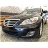 Image 2 : 20 -- 2010 HYUNDAI GENESIS, BLACK, 216424 KMS, REAR WHEEL DRIVE