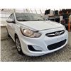 Image 8 : 41 -- 2013 HYUNDAI ACCENT, WHITE, 159711 KMS, FRONT WHEEL DRIVE