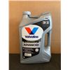 Image 1 : Valvoline Full Synthetic Motor Oil 5L 5W-30