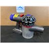 Image 3 : Dyson Hand Held Vacum 21.6 Volt Untested