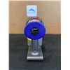 Image 5 : Dyson Hand Held Vacum 21.6 Volt Untested