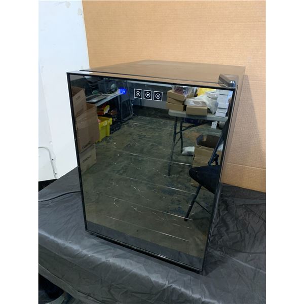 Koolatron Air Wine Cellar