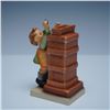 Image 2 : Goebel Hummel "Little Thrifty" Bank Figurine with Key
