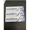 Image 1 : Sensodyne 145g Whitening Toothpaste – Lot of 3