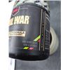 Image 2 : RedCon1 Total War Pre-Workout Formula Kiwi Berry Kush 438g
