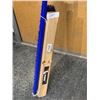 Image 2 : 24-Inch Push Broom with Blue Handle and Wooden Base