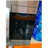 Image 3 : LG Over-the-Range Microwave Model LMV1751ST/01