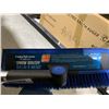 Image 3 : PolarXtreme 58 in. Snow Brush with Ice Scraper