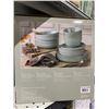 Image 3 : Over & Back 16-Piece Dinnerware Set – Green Ceramic