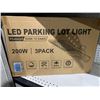 Image 2 : LED Parking Lot Light 200W with Photocell Dusk to Dawn, 3-Pack
