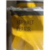 Image 4 : Resisto Asphalt Repair 20kg for Holes and Cracks 3/4 Inch Wide or Larger