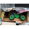 Image 4 : Monster Jam Grave Digger Remote Control Truck with Controller