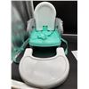 Image 3 : Summer Infant Booster Seat with Detachable Tray and Adjustable Straps