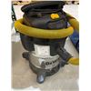 Image 2 : DeWALT 16-Gallon Wet/Dry Vacuum with Accessories