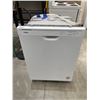 Image 1 : Whirlpool WDF341PAPW Dishwasher, 24 inch Exterior Width, 4 Wash Cycles, White colour