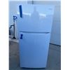 Image 1 : Frigidaire Top Freezer Refrigerator,18.3 cu. ft. Capacity, White colour