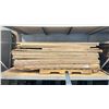 Image 1 : PALLET OF ASSORTED DESKTOPS