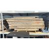 Image 1 : PALLET OF ASSORTED DESKTOPS
