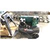 Image 1 : CAMPBELL HAUSFELD 20 GALLON COMPRESSOR