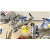 Image 2 : 2 STAINLESS STEEL UNITS WITH BUTTERFLY VALVES